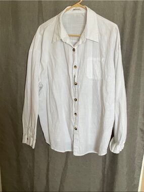 Classic White Button-Down Shirt - Relaxed Casual Fit